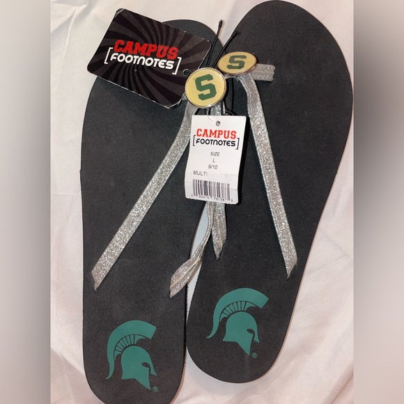 Michigan State Campus Footnotes Flipflops. Size: L 9/10 - Picture 3 of 3